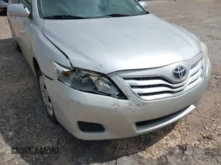 2011 Toyota Camry LE with VIN 4T1BF3EK1BU187646, listed as a IAAI auction lot 42035977 with 285,013 mi miles. Bid and sale history available at carsss.com. Image 13.