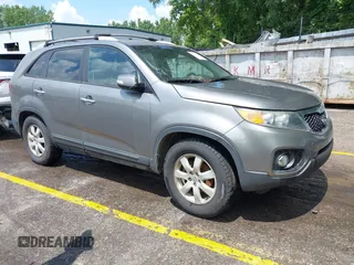 2013 Kia Sorento LX with VIN 5XYKT3A66DG324543, listed as a IAAI auction lot 42688773 with 246,093 mi miles and . Bid and sale history available at DreamBid. Image 1.