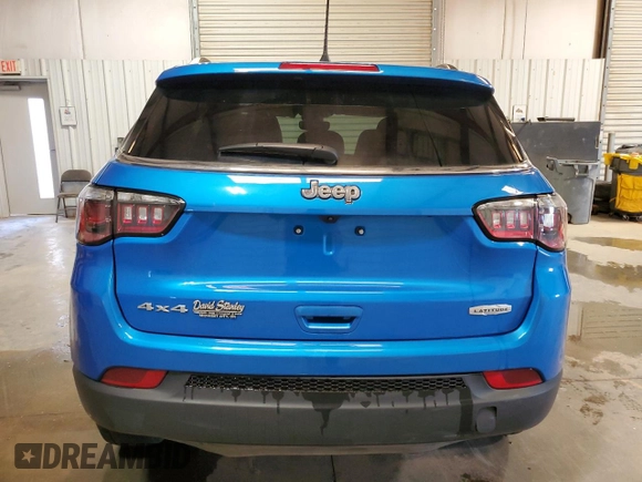 2023 Jeep Compass Latitude with VIN 3C4NJDBN0PT551447, listed as a Copart auction lot 47963485 with 21,503 mi miles and Clean Title. Bid and sale history available at DreamBid. Image 6.