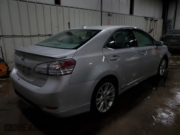 2010 Lexus HS 250h with VIN JTHBB1BA3A2020021, listed as a Copart auction lot 42806165 with 70,294 mi miles and Salvage Title. Bid and sale history available at DreamBid. Image 3.