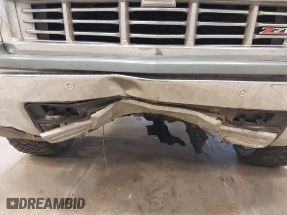 2015 Chevrolet Silverado 1500 LTZ with VIN 3GCUKSEC1FG473825, listed as a IAAI auction lot 41710553 with 212,959 mi miles and . Bid and sale history available at DreamBid. Image 12.