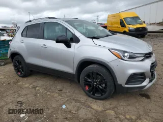 2020 Chevrolet Trax LT with VIN 3GNCJPSB1LL297425, listed as a Copart auction lot 58816265 with 41,617 mi miles and Salvage title. Bid and sale history available at DreamBid. Image 4.