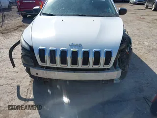 2014 Jeep Cherokee Sport with VIN 1C4PJMAB5EW171799, listed as a IAAI auction lot 41979110 with 155,851 mi miles. Bid and sale history available at carsss.com. Image 6.