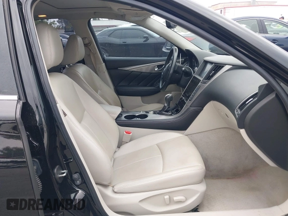 2015 Infiniti Q50 z VIN JN1BV7AP3FM336566, wystawiony jako IAAI lot #42349544 z przebiegiem 84 077 mil mil oraz . Historia ofert i sprzedaży dostępna na DreamBid. Obrazek 5.