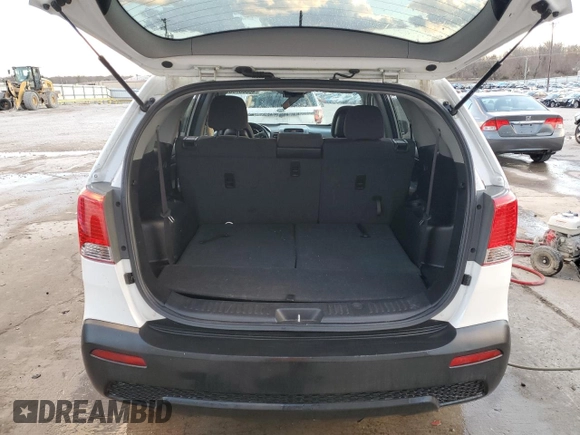 2012 Kia Sorento LX with VIN 5XYKT4A15CG267518, listed as a Copart auction lot 46803705 with 0 mi miles and Non Repairable. Bid and sale history available at carsss.com. Image 6.