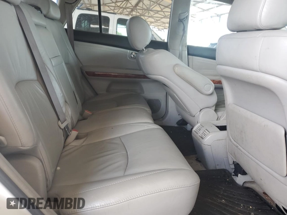 2005 Lexus RX 330 z VIN 2T2GA31U35C038829, wystawiony jako Copart lot #64951815 z przebiegiem 401 958 mil mil oraz Czysty tytuł • Clean title. Historia ofert i sprzedaży dostępna na DreamBid. Obrazek 11.
