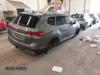 2021 Volkswagen Atlas SEL Premium z VIN 1V2TR2CA9MC589541, wystawiony jako IAAI lot #41848459 z przebiegiem 40 577 mil mil oraz . Historia ofert i sprzedaży dostępna na DreamBid. Obrazek 4.