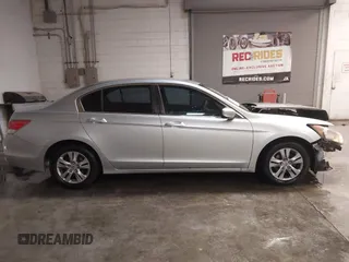 2012 Honda Accord SE z VIN 1HGCP2F63CA096366, wystawiony jako IAAI lot #41325753 z przebiegiem 146 559 mil mil oraz . Historia ofert i sprzedaży dostępna na DreamBid. Obrazek 13.