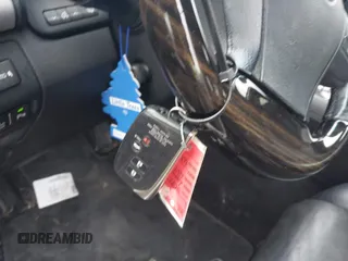 2014 Lexus LS 460 с VIN JTHCL5EF5E5020848, выставлен на аукционе IAAI как лот 42192746 с пробегом 115 766 миль миль и . История ставок и продаж доступна на DreamBid. Изображение 11.
