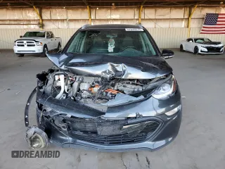 2018 Chevrolet Bolt EV Premier z VIN 1G1FX6S03J4114826, wystawiony jako Copart lot #57649515 z przebiegiem 136 670 mil mil oraz Szkoda całkowita • Salvage title. Historia ofert i sprzedaży dostępna na DreamBid. Obrazek 5.