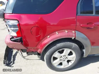 2005 Ford Freestyle SEL with VIN 1FMDK05185GA01596, listed as a IAAI auction lot 41637165 with 210,432 mi miles. Bid and sale history available at carsss.com. Image 6.
