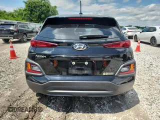 2021 Hyundai Kona SE z VIN KM8K12AA7MU726084, wystawiony jako Copart lot #58722035 z przebiegiem 71 427 mil mil oraz Szkoda całkowita • Salvage title. Historia ofert i sprzedaży dostępna na DreamBid. Obrazek 6.