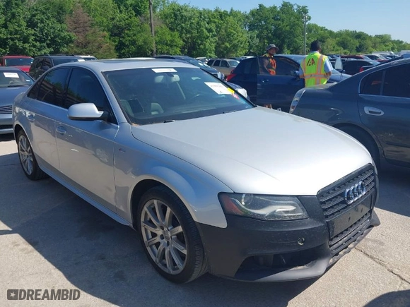 2012 Audi A4 2.0T Premium Plus with VIN WAUFFAFL4CN001656, listed as a IAAI auction lot 42098333 with 1 mi miles. Bid and sale history available at carsss.com. Image 1.