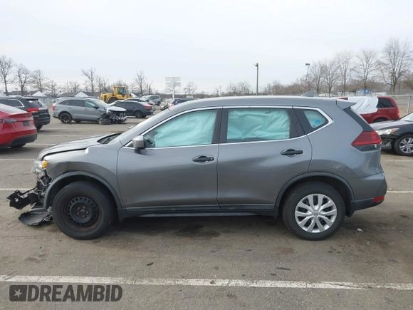 2018 Nissan Rogue SV z VIN KNMAT2MV5JP585695, wystawiony jako IAAI lot #41613763 z przebiegiem 45 091 mil mil oraz . Historia ofert i sprzedaży dostępna na DreamBid. Obrazek 14.