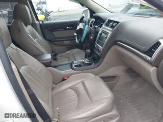 2014 GMC Acadia Denali with VIN 1GKKVTKD2EJ271871, listed as a IAAI auction lot 41699704 with 177,496 mi miles. Bid and sale history available at carsss.com. Image 5.