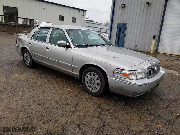 2006 Mercury Grand Marquis GS with VIN 2MEFM74V16X650106, listed as a Copart auction lot 45395915 with 140,102 mi miles and Salvage Title. Bid and sale history available at carsss.com. Image 11.