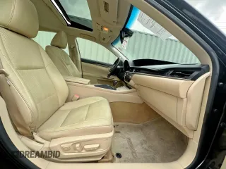 2013 Lexus ES 4dr Sdn with VIN JTHBK1GG9D2074280, listed as a Copart auction lot 55184425 with 232,217 mi miles and Clean Title. Bid and sale history available at carsss.com. Image 5.