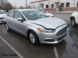 2015 Ford Fusion S with VIN 3FA6P0G79FR262395, listed as a IAAI auction lot 41751742 with 93,163 mi miles. Bid and sale history available at carsss.com. Image 1.