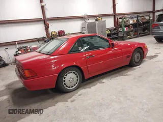 1992 Mercedes-Benz 300 with VIN WDBFA61E1NF037324, listed as a IAAI auction lot 41586666 with 84,504 mi miles and . Bid and sale history available at DreamBid. Image 4.