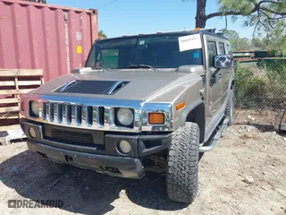 2005 Hummer H2 SUV with VIN 5GRGN23U85H129007, listed as a IAAI auction lot 41625417 with 102389 miles. Bid and sale history available at carsss.com. Image 17.