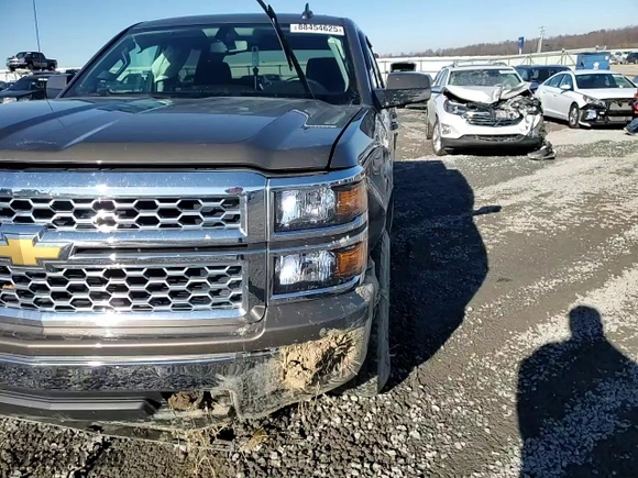 2015 Chevrolet Silverado 1500 LT with VIN 3GCUKREC4FG190098, listed as a Copart auction lot 88454625 with 61,433 mi miles and Salvage Title. Bid and sale history available at carsss.com. Image 10.