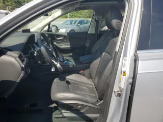 2017 Audi Q7 Premium Plus z VIN WA1LAAF76HD019543, wystawiony jako Copart lot #63573905 z przebiegiem 121 657 mil mil oraz Szkoda całkowita • Salvage title. Historia ofert i sprzedaży dostępna na DreamBid. Obrazek 7.