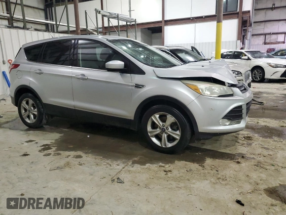 2016 Ford Escape SE with VIN 1FMCU0G95GUB25046, listed as a Copart auction lot 87653685 with 132,556 mi miles and Non Repairable. Bid and sale history available at carsss.com. Image 4.