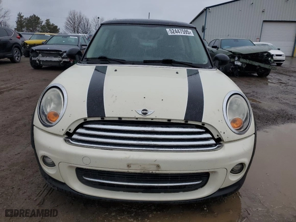 2011 MINI Cooper Hardtop with VIN WMWSU3C55BT095126, listed as a Copart auction lot 52447595 with 266,360 mi miles and Clean Title. Bid and sale history available at carsss.com. Image 5.