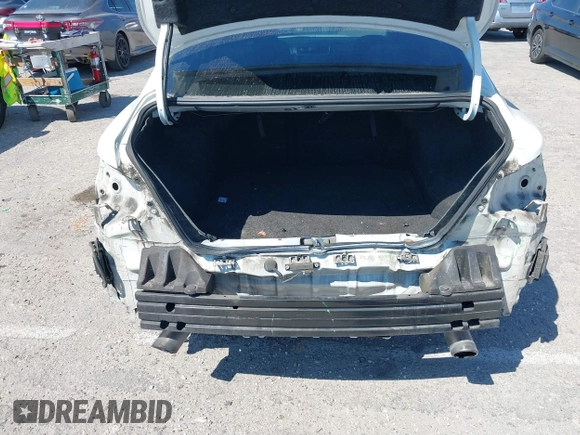 2016 Nissan Altima SV with VIN 1N4AL3AP9GC135114, listed as a IAAI auction lot 41851507 with 127,033 mi miles and . Bid and sale history available at DreamBid. Image 6.