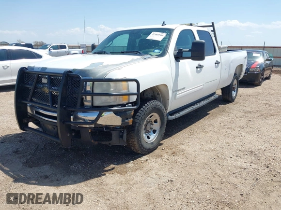2009 Chevrolet Silverado 3500HD with VIN 1GBHK83699F159061, listed as a IAAI auction lot 41982560 with 352,309 mi miles and . Bid and sale history available at DreamBid. Image 17.