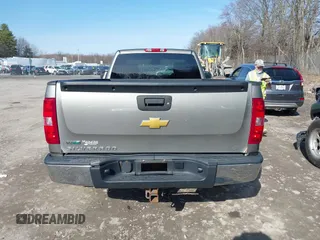 2012 Chevrolet Silverado 1500 LT with VIN 1GCNCSEA5CZ269525, listed as a IAAI auction lot 41998739 with 172,992 mi miles. Bid and sale history available at carsss.com. Image 16.