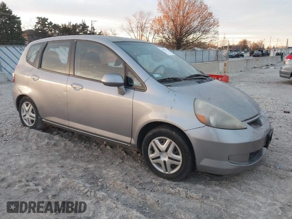 2007 Honda Fit with VIN JHMGD38417S043657, listed as a IAAI auction lot 41025258 with 147,034 mi miles. Bid and sale history available at carsss.com. Image 1.