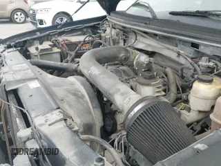 2007 Ford F-150 XLT z VIN 1FTPW14V27KD08701, wystawiony jako IAAI lot #43361245 z przebiegiem 165 022 mil mil oraz . Historia ofert i sprzedaży dostępna na DreamBid. Obrazek 18.