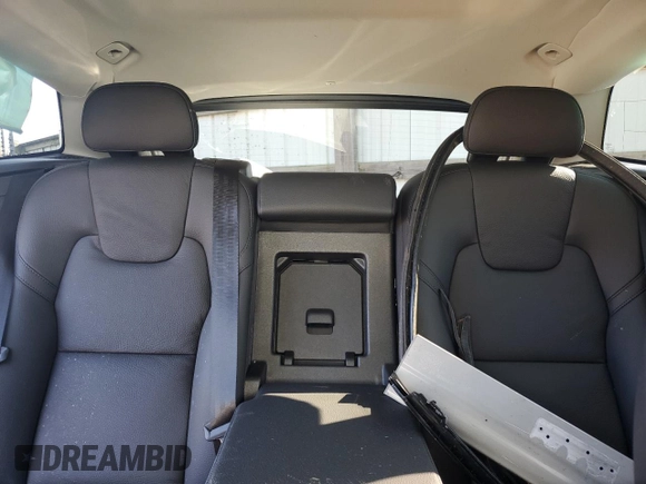 2025 Volvo XC60 Plus с VIN YV4M12RC1S1116731, выставлен на аукционе Copart как лот 44860085 с пробегом 1 923 миль миль и Чистый • Clean title. История ставок и продаж доступна на DreamBid. Изображение 10.
