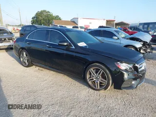 2018 Mercedes-Benz E 300 z VIN WDDZF4JB0JA470236, wystawiony jako IAAI lot #42304393 z przebiegiem Nie podano mil oraz . Historia ofert i sprzedaży dostępna na DreamBid. Obrazek 1.