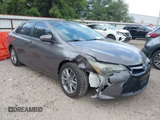 2015 Toyota Camry XLE z VIN 4T1BF1FK5FU954973, wystawiony jako IAAI lot #42155561 z przebiegiem 109 073 mil mil oraz . Historia ofert i sprzedaży dostępna na DreamBid. Obrazek 1.