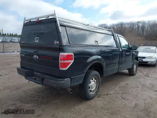 2014 Ford F-150 XL with VIN 1FTMF1EM7EKF11217, listed as a IAAI auction lot 41853589 with 258,639 mi miles. Bid and sale history available at carsss.com. Image 4.