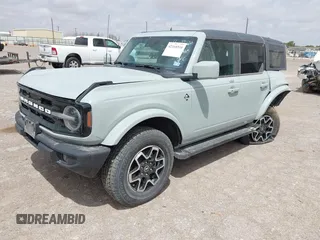 2023 Ford Bronco z VIN 1FMEE5BP9PLA97587, wystawiony jako IAAI lot #42168516 z przebiegiem 29 622 mil mil oraz . Historia ofert i sprzedaży dostępna na DreamBid. Obrazek 19.