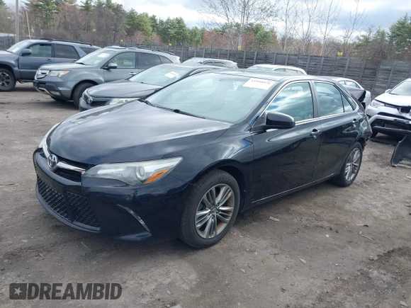 2015 Toyota Camry XLE with VIN 4T1BF1FK7FU079685, listed as a IAAI auction lot 41998976 with 109,489 mi miles. Bid and sale history available at carsss.com. Image 18.