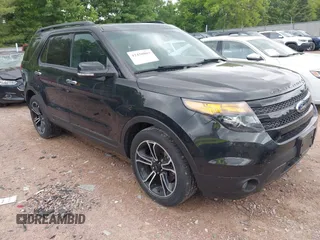 2014 Ford Explorer Sport z VIN 1FM5K8GT1EGB36680, wystawiony jako IAAI lot #42450803 z przebiegiem 135 223 mil mil oraz . Historia ofert i sprzedaży dostępna na DreamBid. Obrazek 1.