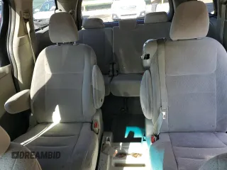 2015 Toyota Sienna LE AAS с VIN 5TDKK3DC3FS536567, выставлен на аукционе Copart как лот 53286655 с пробегом 269 828 миль миль и Списание • Salvage title. История ставок и продаж доступна на DreamBid. Изображение 10.