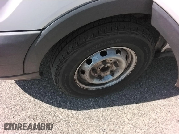 2016 Ford Transit Cargo с VIN 1FTYE1YM0GKB48939, выставлен на аукционе IAAI как лот 42511083 с пробегом 285 936 миль миль и . История ставок и продаж доступна на DreamBid. Изображение 14.
