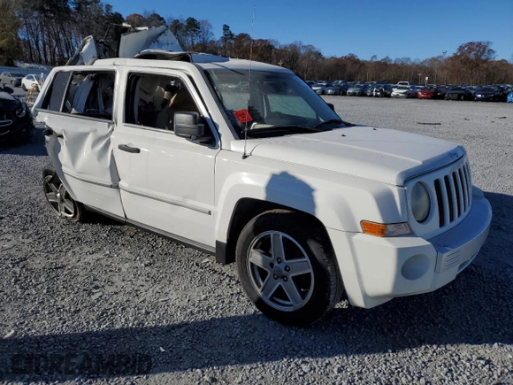 2008 Jeep Patriot Limited with VIN 1J8FT48W18D521193, listed as a Copart auction lot 83746284 with 244,372 mi miles and Salvage Title. Bid and sale history available at DreamBid. Image 4.