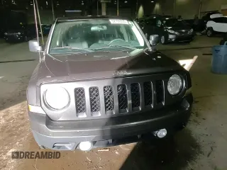 2014 Jeep Patriot Latitude with VIN 1C4NJRFB5ED718711, listed as a Copart auction lot 52100335 with 75,231 mi miles and Clean Title. Bid and sale history available at carsss.com. Image 14.