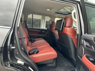 2017 Lexus LX with VIN JTJHY7AX3H4232271, listed as a Copart auction lot 49098145 with 100,948 mi miles and Clean Title. Bid and sale history available at carsss.com. Image 6.