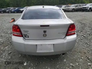 2010 Dodge Avenger SXT z VIN 1B3CC4FD3AN188394, wystawiony jako Copart lot #55132124 z przebiegiem 157 219 mil mil oraz Czysty tytuł • Clean title. Historia ofert i sprzedaży dostępna na DreamBid. Obrazek 6.