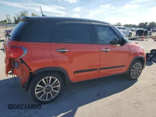 2019 FIAT 500L Trekking with VIN ZFBNFADH7KZ042211, listed as a Copart auction lot 58894534 with 36,997 mi miles and Salvage Title. Bid and sale history available at carsss.com. Image 3.