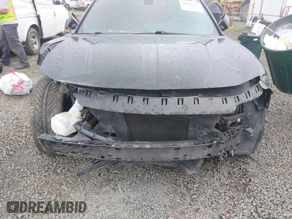 2020 Dodge Charger SXT z VIN 2C3CDXBG6LH160828, wystawiony jako IAAI lot #42007663 z przebiegiem 136 015 mil mil oraz . Historia ofert i sprzedaży dostępna na DreamBid. Obrazek 6.
