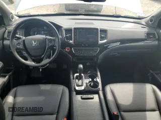 2018 Honda Ridgeline RTL-E z VIN 5FPYK3F73JB003780, wystawiony jako Copart lot #55475975 z przebiegiem 49 511 mil mil oraz Szkody całkowita. Historia ofert i sprzedaży dostępna na DreamBid. Obrazek 8.