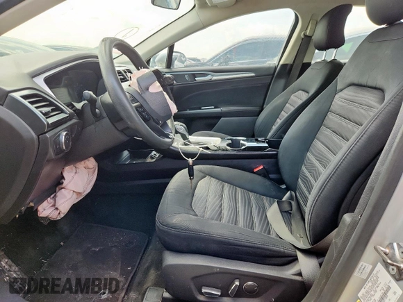 2016 Ford Fusion SE с VIN 3FA6P0H74GR113859, выставлен на аукционе Copart как лот 64133375 с пробегом 123 395 миль миль и Списание • Salvage title. История ставок и продаж доступна на DreamBid. Изображение 7.